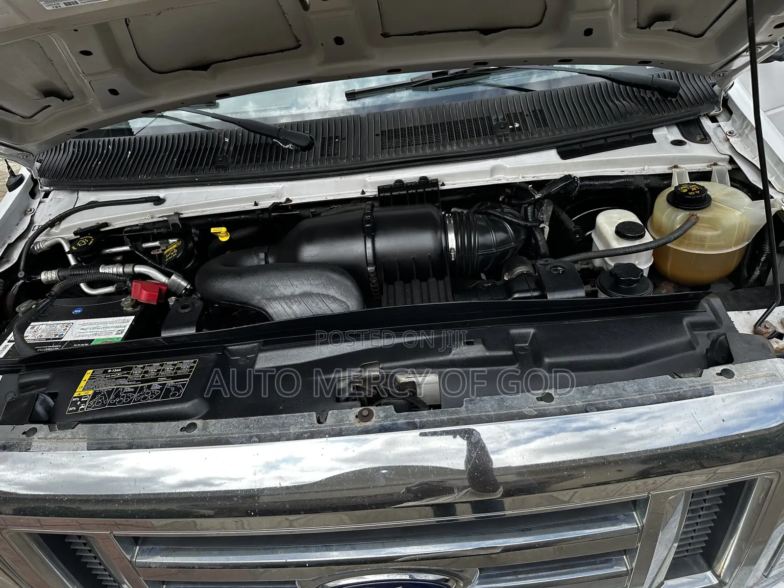 Ford E350 2014 White