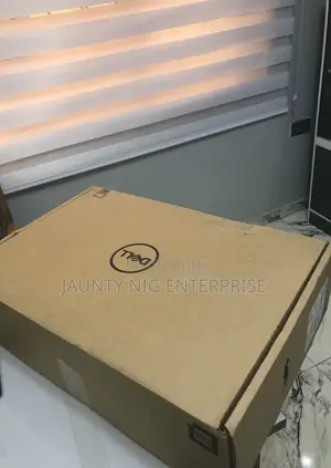New Laptop Dell Inspiron 27 7710 8GB Intel Core i7 SSD 1T