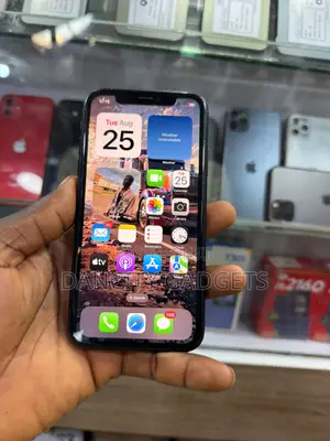 Apple iPhone XR 64 GB Black