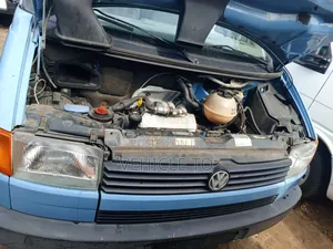 Volkswagen Transporter 2002 Blue