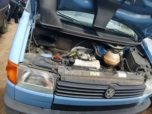 Volkswagen Transporter 2002 Blue