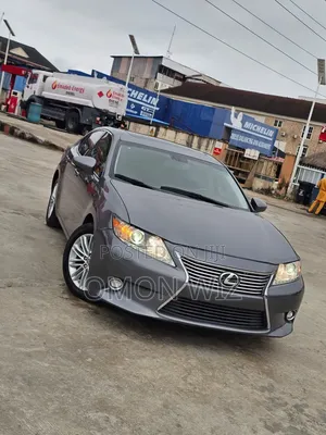Lexus ES 2015 Gray