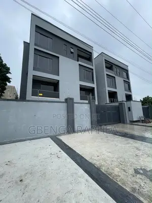 2bdrm Apartment in Lekki Phase One for sale