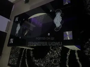 Luxury Black Glass Centre Table – Elegant & Stylish