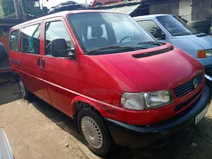 Volkswagen Transporter 2002 Red