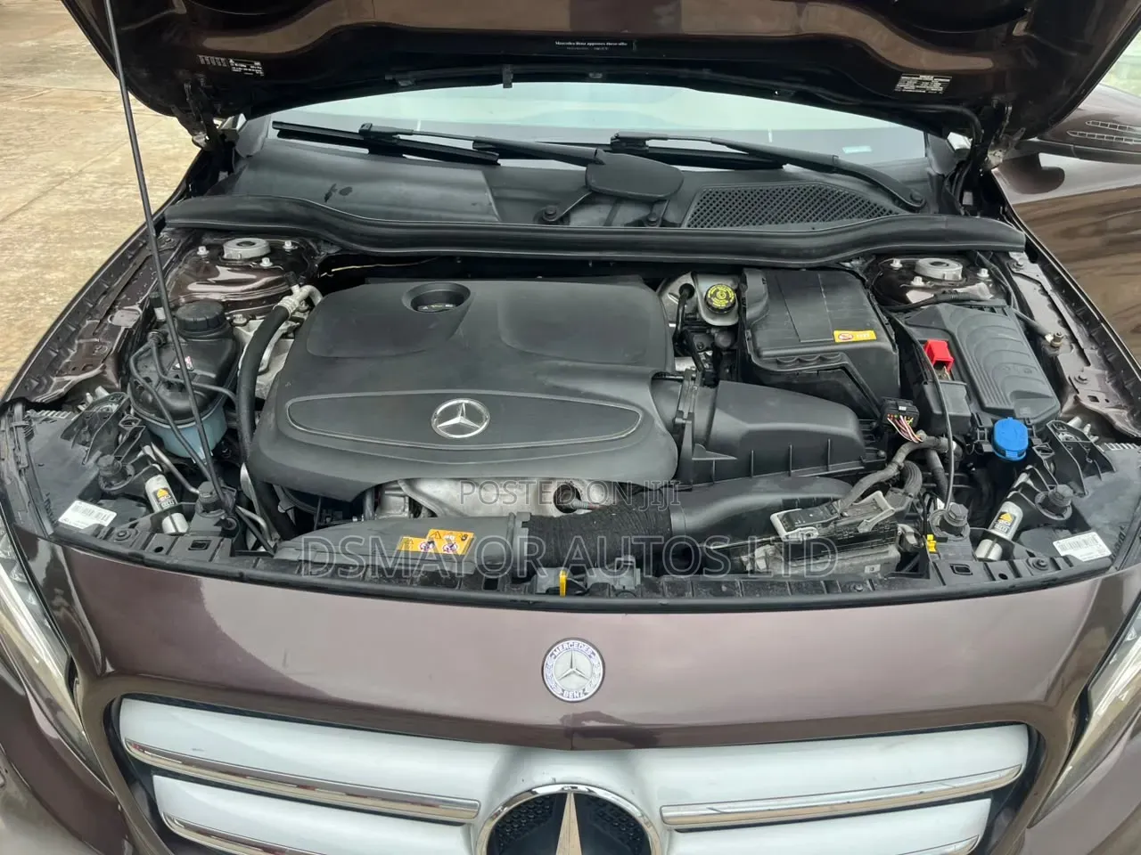 Mercedes-Benz GLA-Class 2015 Brown