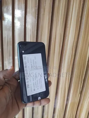 Apple iPhone XR 64 GB