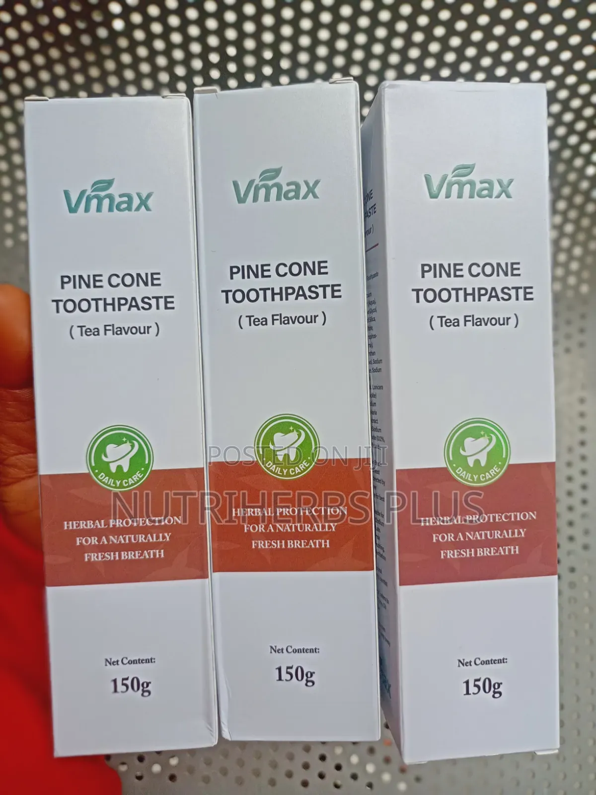Vmax Pine Cone Toothpaste (It Relieves Tooth Sensitivity)