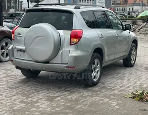 Toyota RAV4 2007 Silver