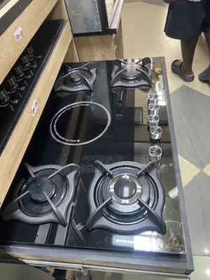 ELECTRIC AND GAS 4 Burners With 1 Hot Plate
