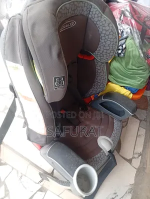 Children Car Sit