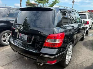 Mercedes-Benz GLK-Class 2011 Black