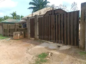 6bdrm House in Benin City for sale