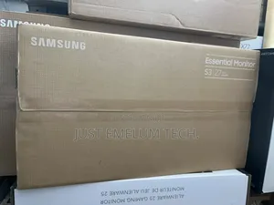 Samsung 27" Essential Monitor S3
S30GD 100Hz Full HD