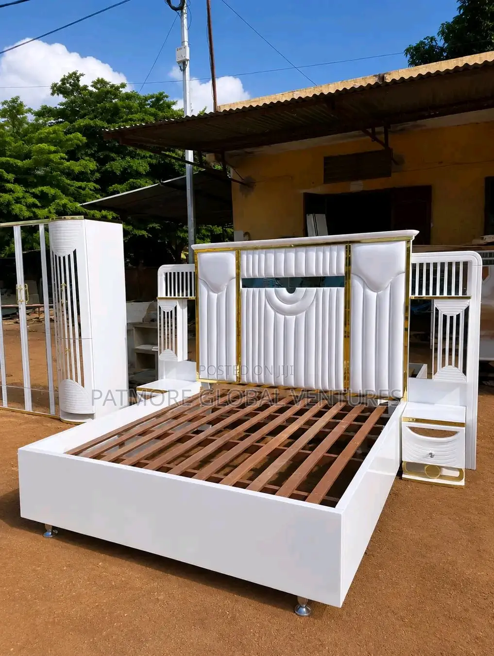A Good Standard Bedframes