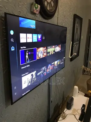 Samsung 55" AU8000 Crystal UHD 4K Smart TV