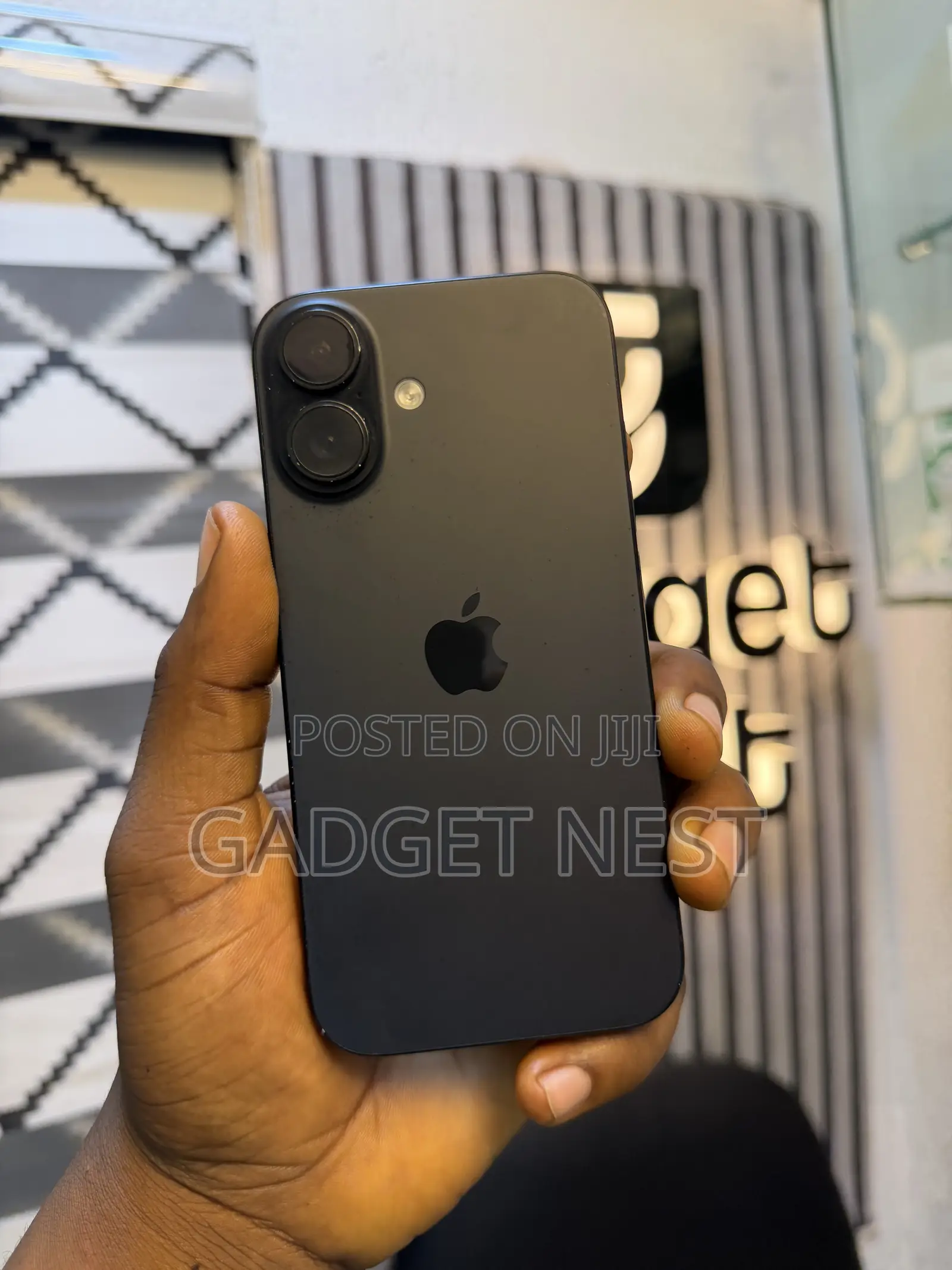 Apple iPhone 16 128 GB Black