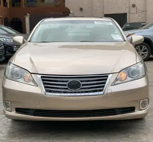 Lexus ES 350 2012 Gold