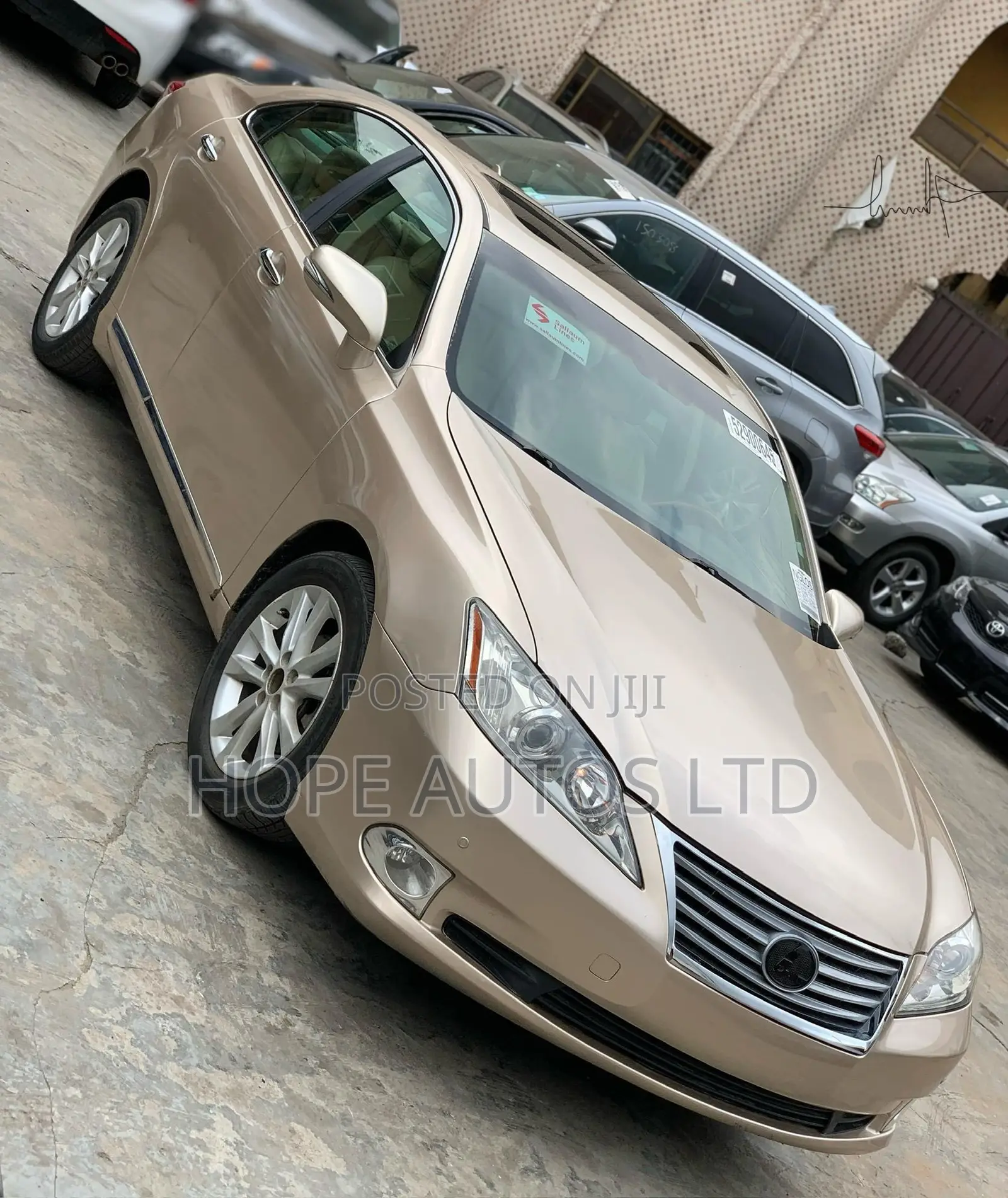 Lexus ES 350 2012 Gold