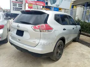 Nissan Rogue 2016 Silver