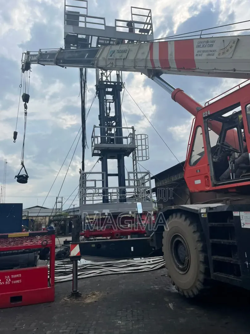 50T Rough Terrain Crane - Super Solid Crane for Your Rig Operations
