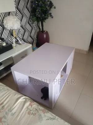 Very Clean Center Table No Scratch