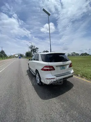 Mercedes-Benz M Class 2012 White