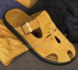 Stylish Men’s Leather Sandals – Comfortable & Durable