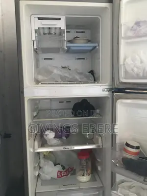 SAMSUNG Refrigerator