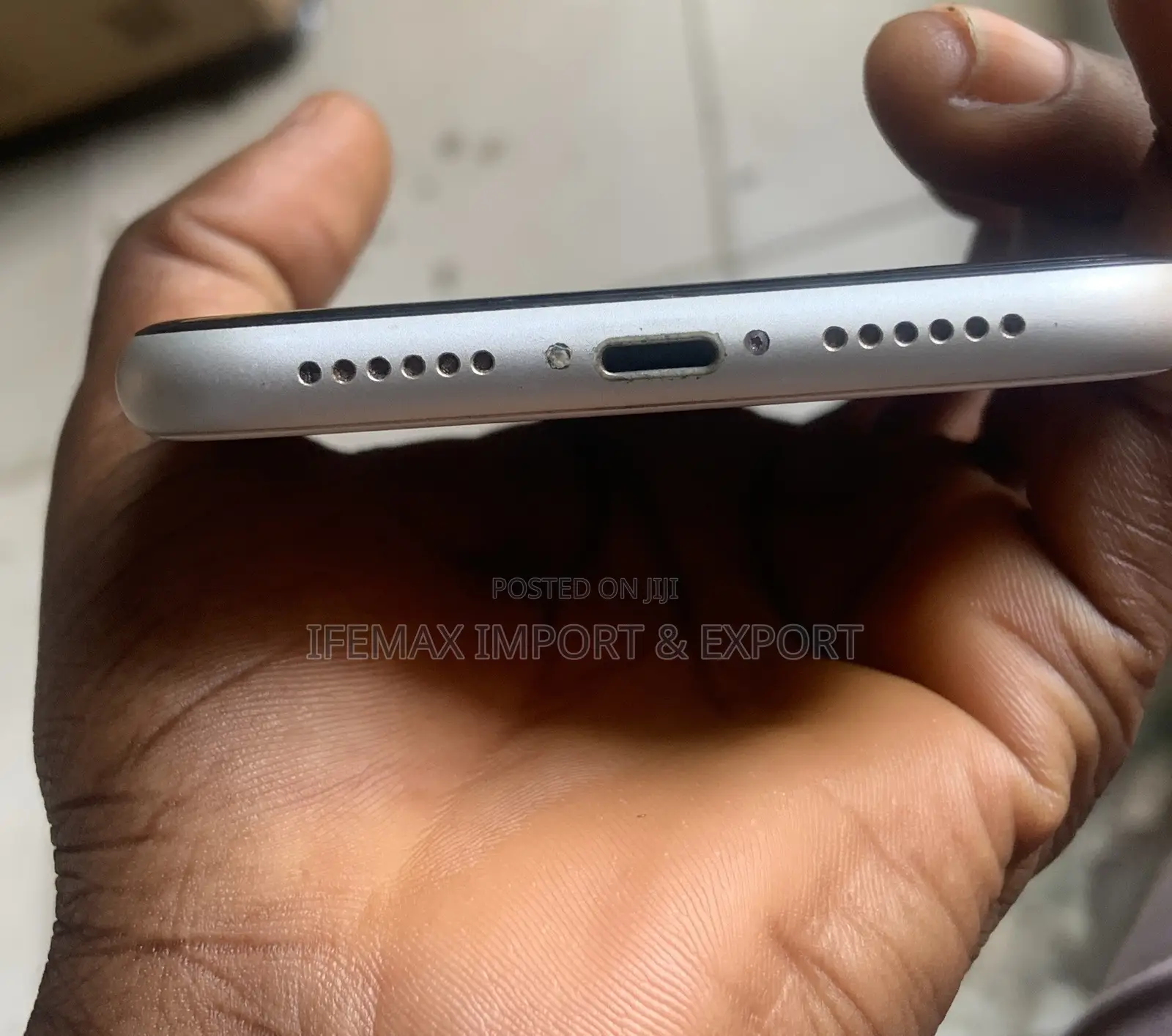 Apple iPhone 11 64 GB White