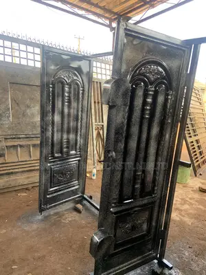 5ft/7ft Shop Doors