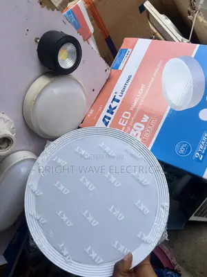 30wt Akt Surface Light