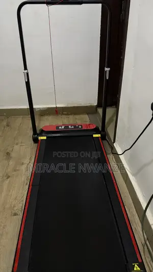 Foldable Treadmill — Barely  Used, Almost New Condition