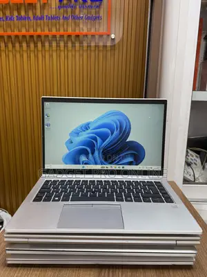 Laptop HP EliteBook 845 G8 16GB AMD Ryzen 5 SSD 256GB