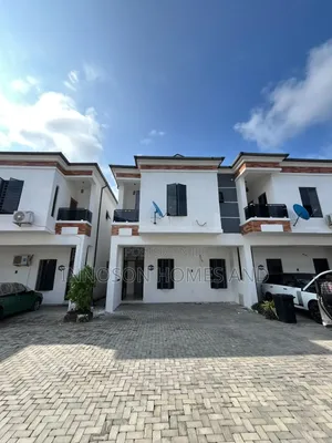 3bdrm Townhouse / Terrace in VGC / Ajah for rent