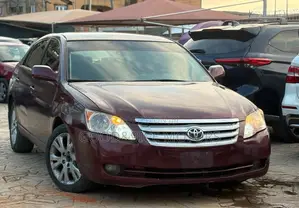 Toyota Avalon Limited Sedan FWD (3.5L 6cyl 6A) 2008 Maroon