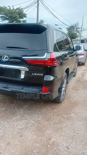 Lexus LX 2016 Black