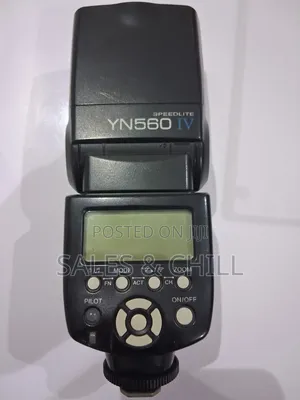 Yongnuo Speedlite YN560 IV With Pouch (Pre-Owned)