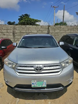Toyota Highlander 2013 Silver