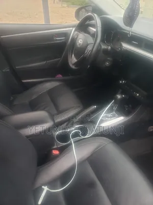 Toyota Corolla Altis 2015 Gray
