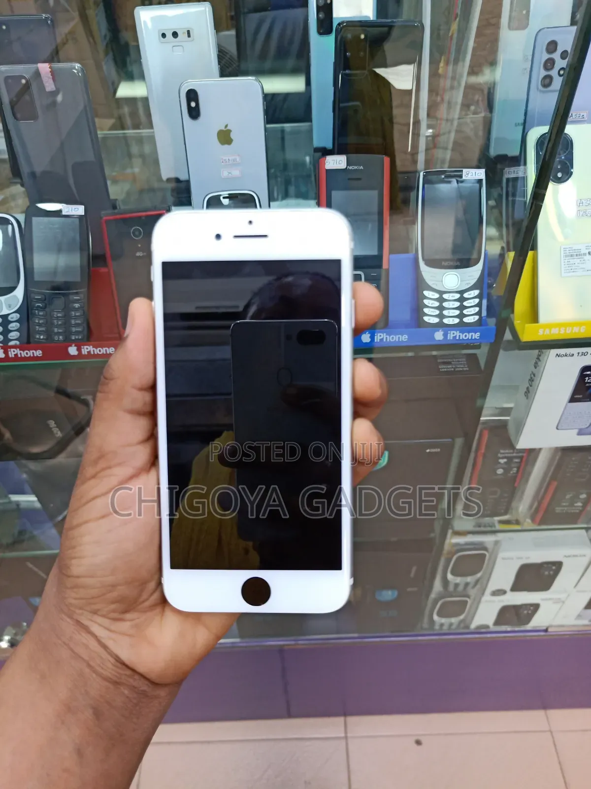 Apple iPhone SE 64 GB White