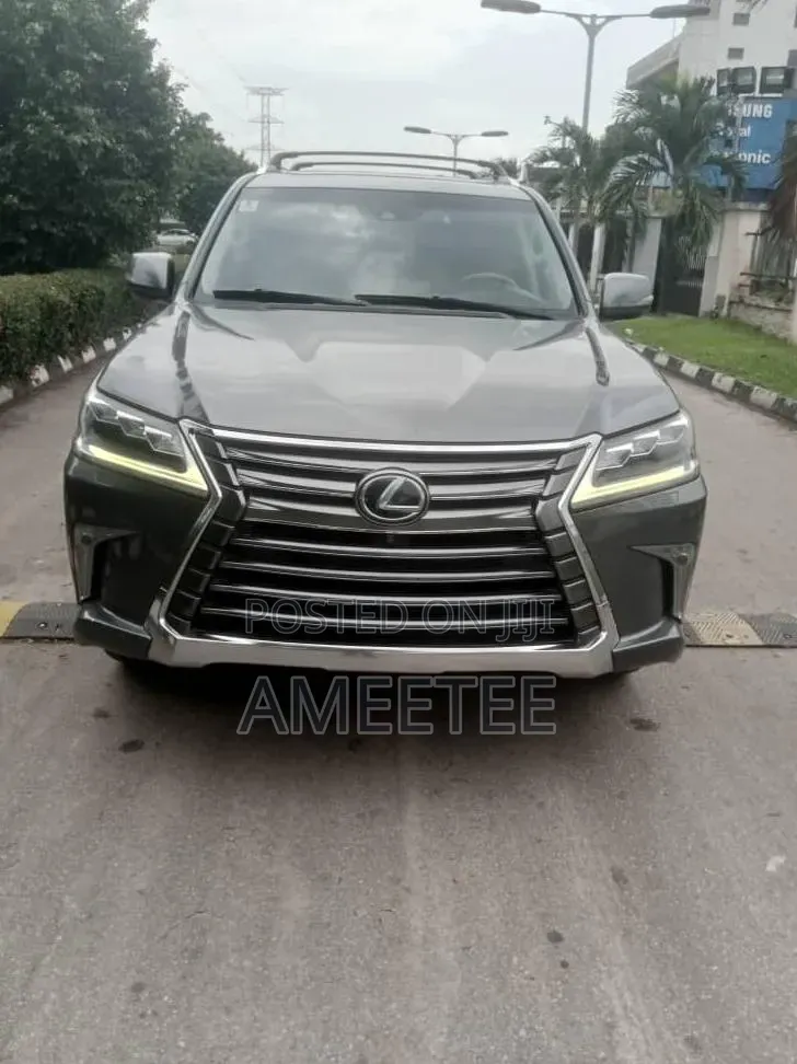 Lexus LX 2016 Gray