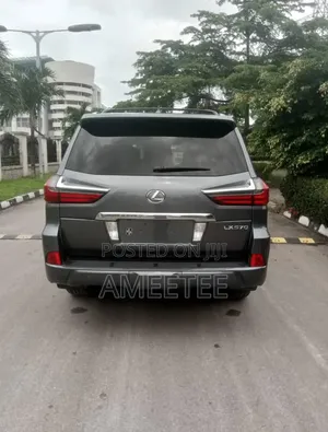 Lexus LX 2016 Gray