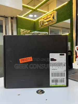 New Laptop Alienware 16x Aurora 32GB Intel Core Ultra 9 SSD 1T