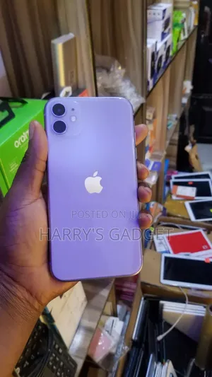 Apple iPhone 11 64 GB Purple