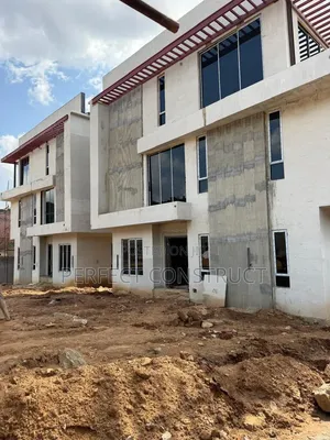 Newly Bulit 5 Bedroom Terrace Duplex