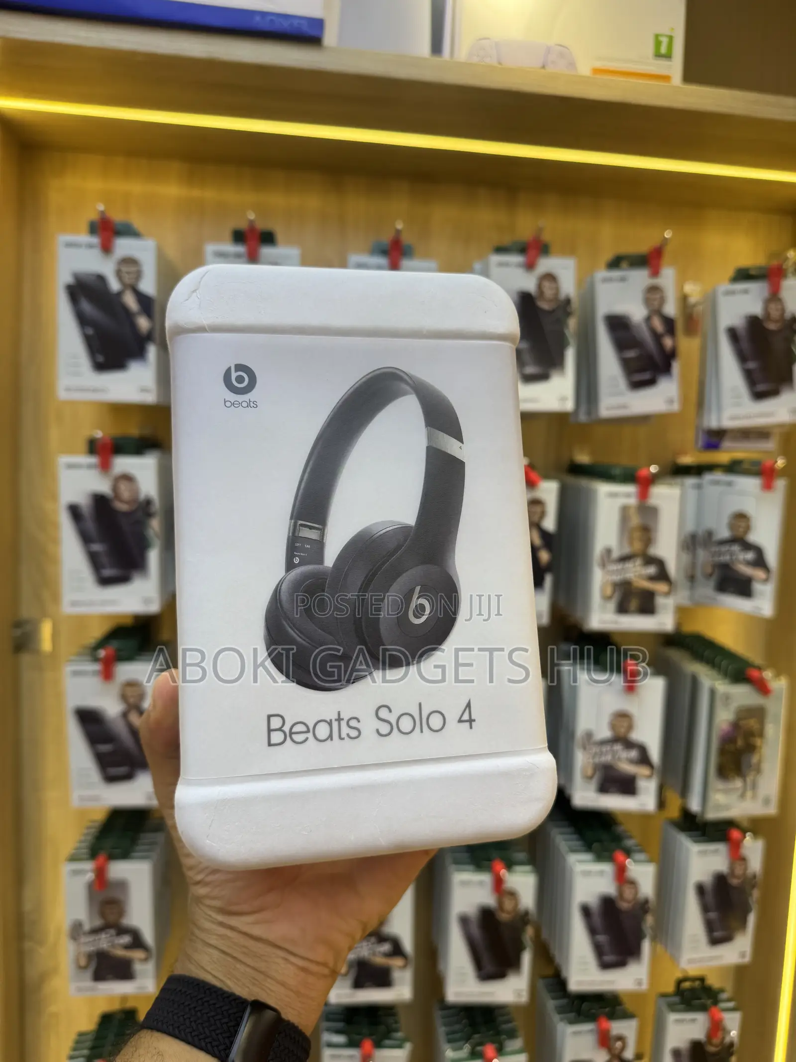 Beats Solo 4