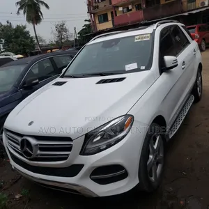 Mercedes-Benz GLE-Class 2018 White