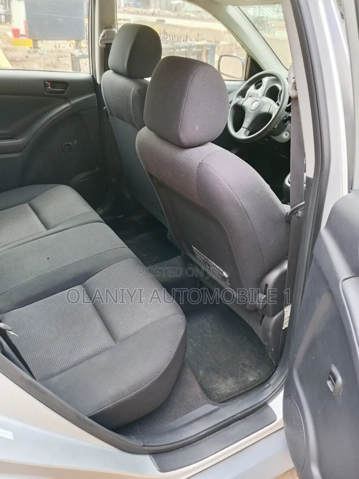 Pontiac Vibe 2005 Silver