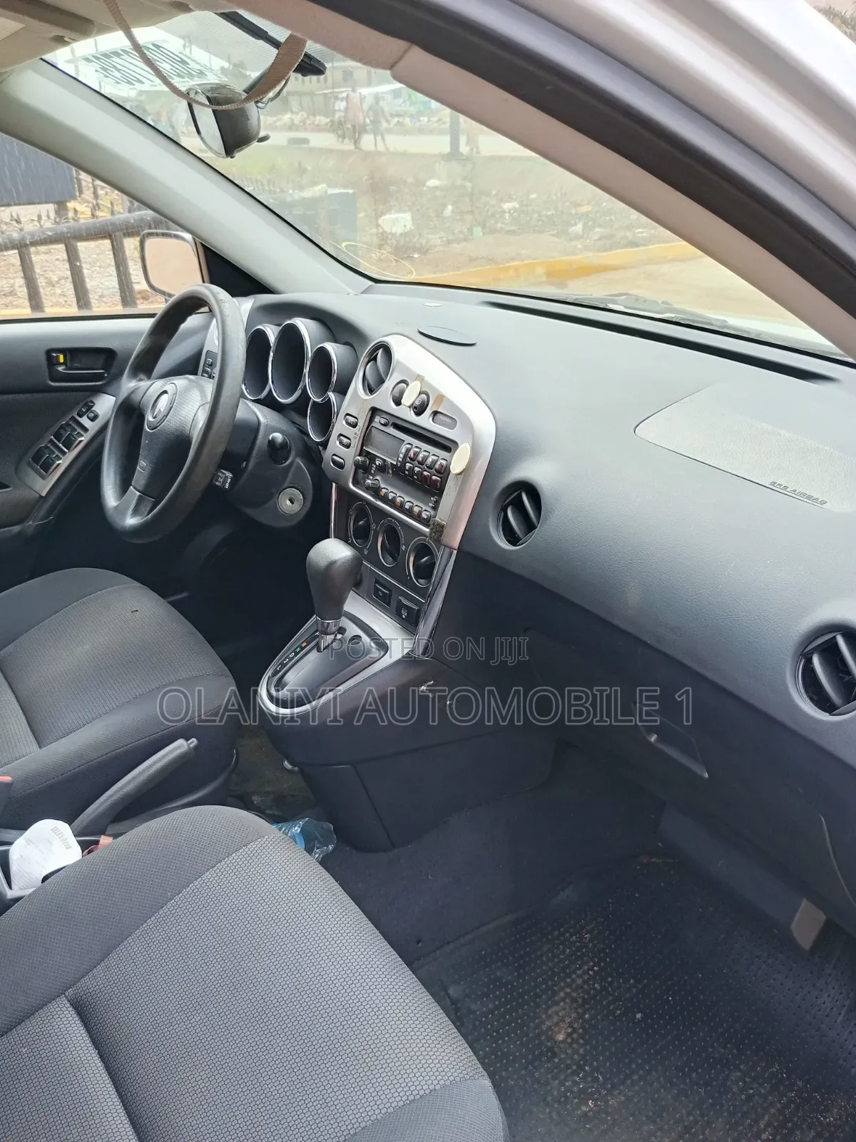 Pontiac Vibe 2005 Silver